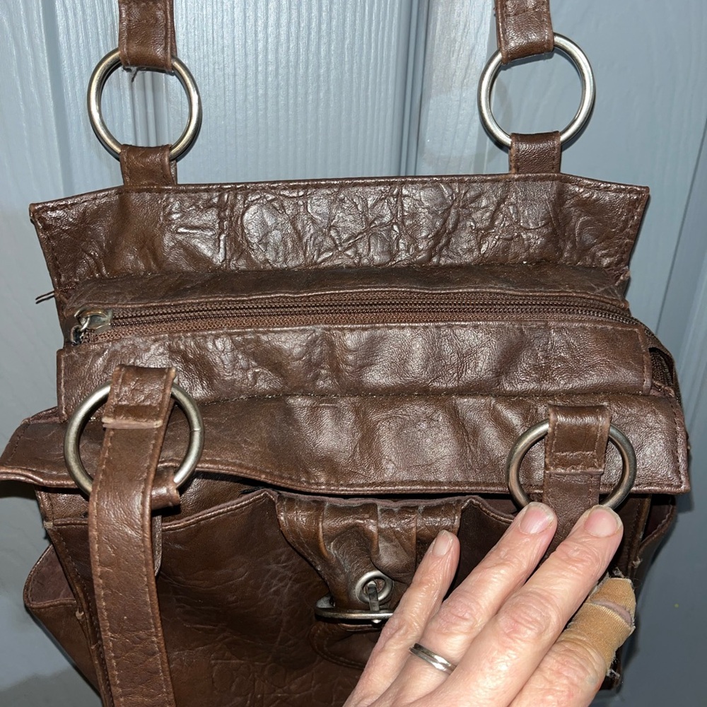 Versona Rich Brown Shoulder Bag - Picture 6 of 8
